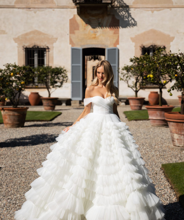 robe de mariée froufrou ruffles moderne volume princesse originale geneve mode fashion
